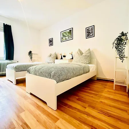 Business For Workers And Engineers: Fully Equipped And Furnished * Osnabrück