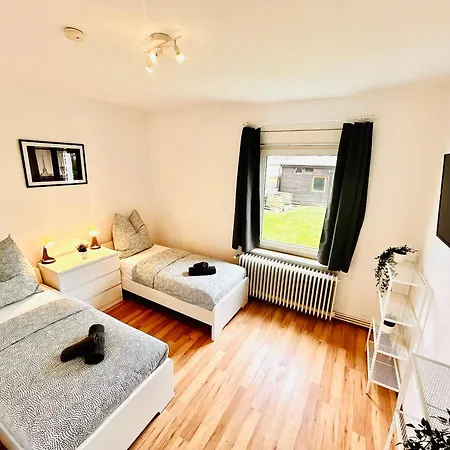 Business For Workers And Engineers: Fully Equipped And Furnished Apartment