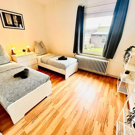 Business For Workers And Engineers: Fully Equipped And Furnished Appartement