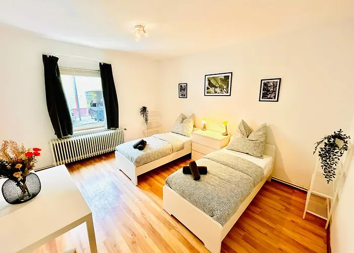 Lejlighed Business For Workers And Engineers: Fully Equipped And Furnished