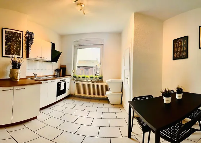 Business For Workers And Engineers: Fully Equipped And Furnished Lejlighed Osnabrück